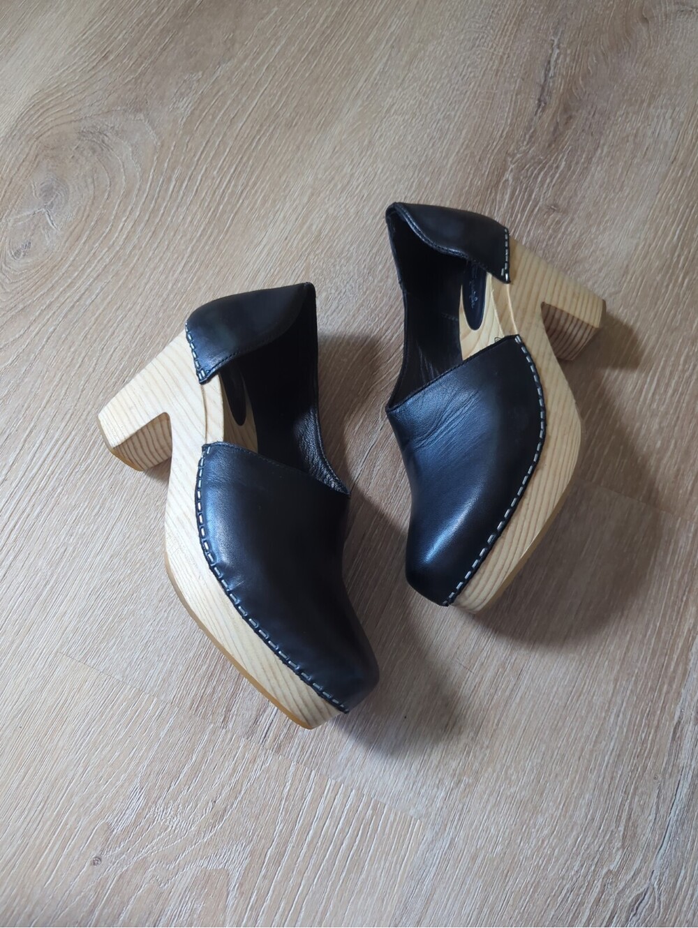 Free People Monroe Clog, Free People, Free People Shoes, Clogs, Women’s Shoes 37